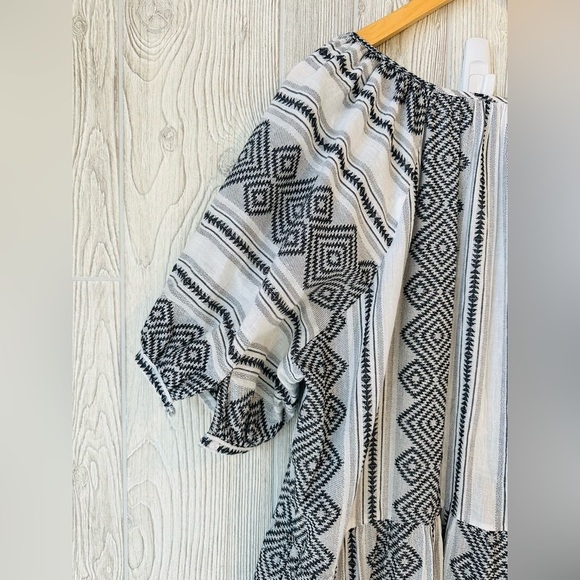 Dex Monochrome Patterned Mini Dress - Picture 8 of 13